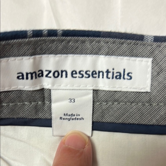 NWT amazon essentials Mens plaid shorts. - Picture 4 of 4